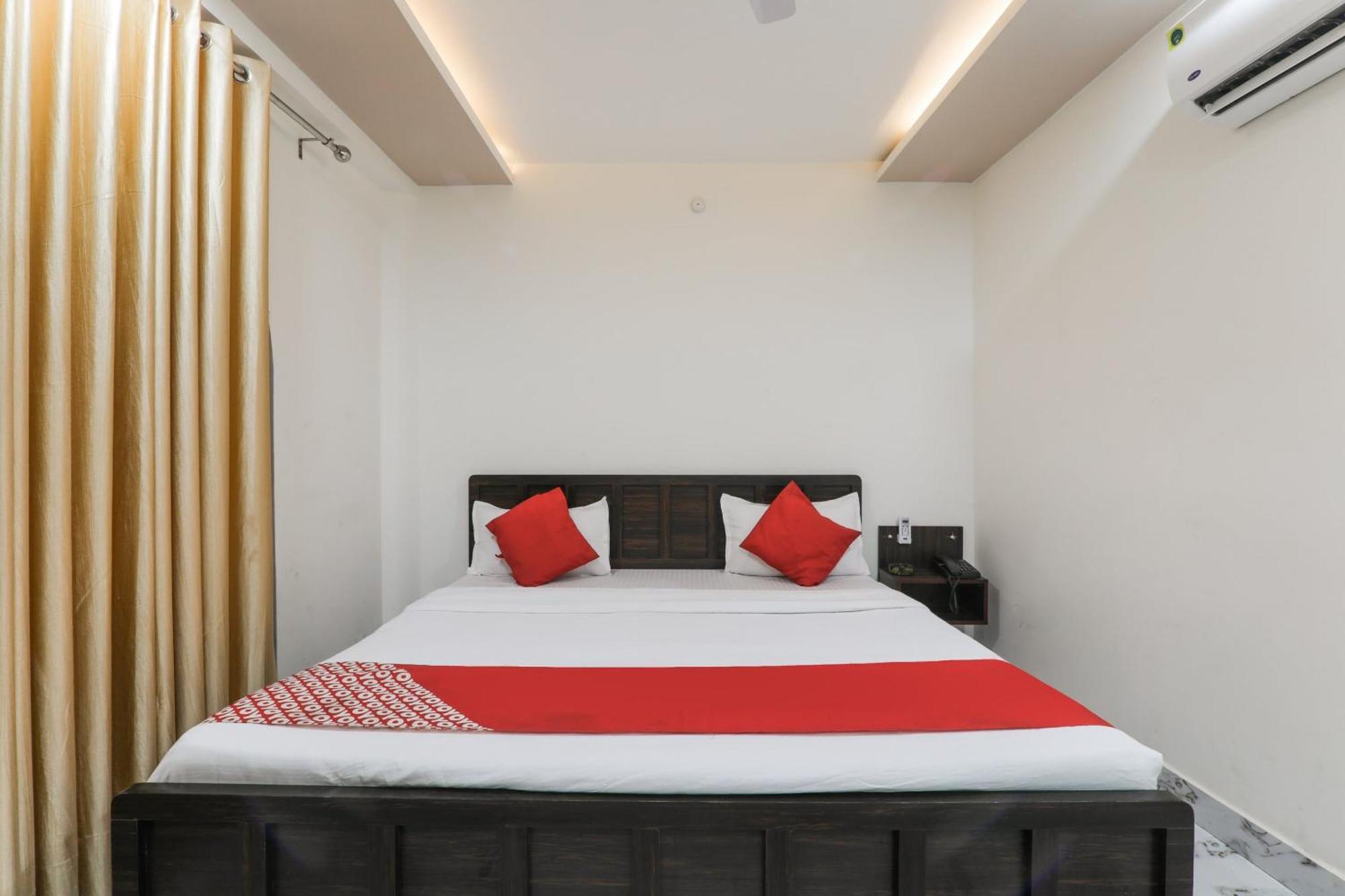 Hotel O Aastha Near Chaudhary Charan Singh International Airport Bijnaur Екстериор снимка